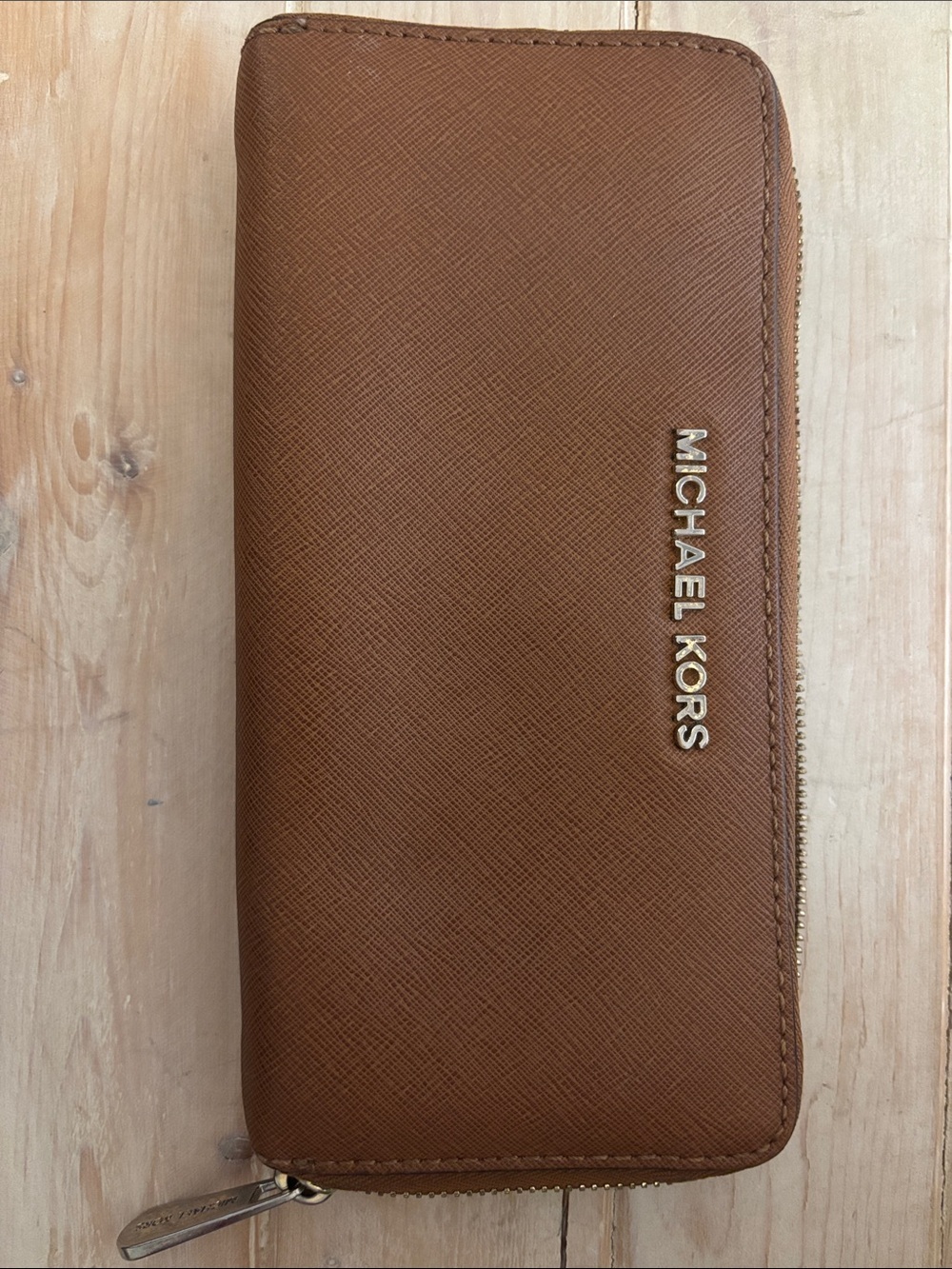 MICHAEL KORS JET SET Acorn Brown Zip Around Leather Continental Wallet